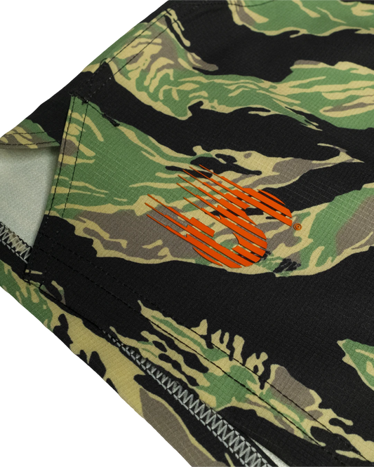 HAKATA トレーニングショーツ TIGER CAMO