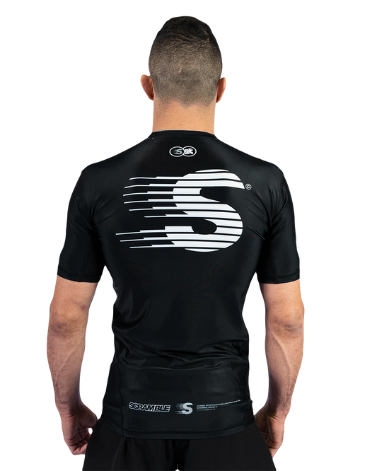 MIRAI ラッシュガード