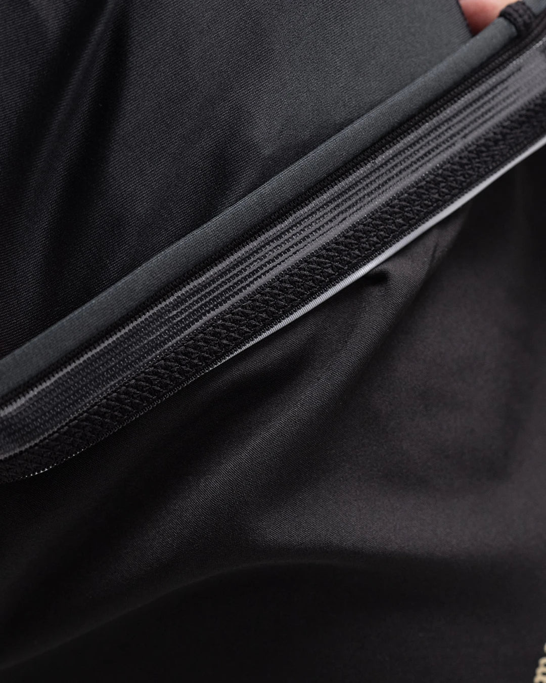 THRUDARK MK1 ラッシュガード